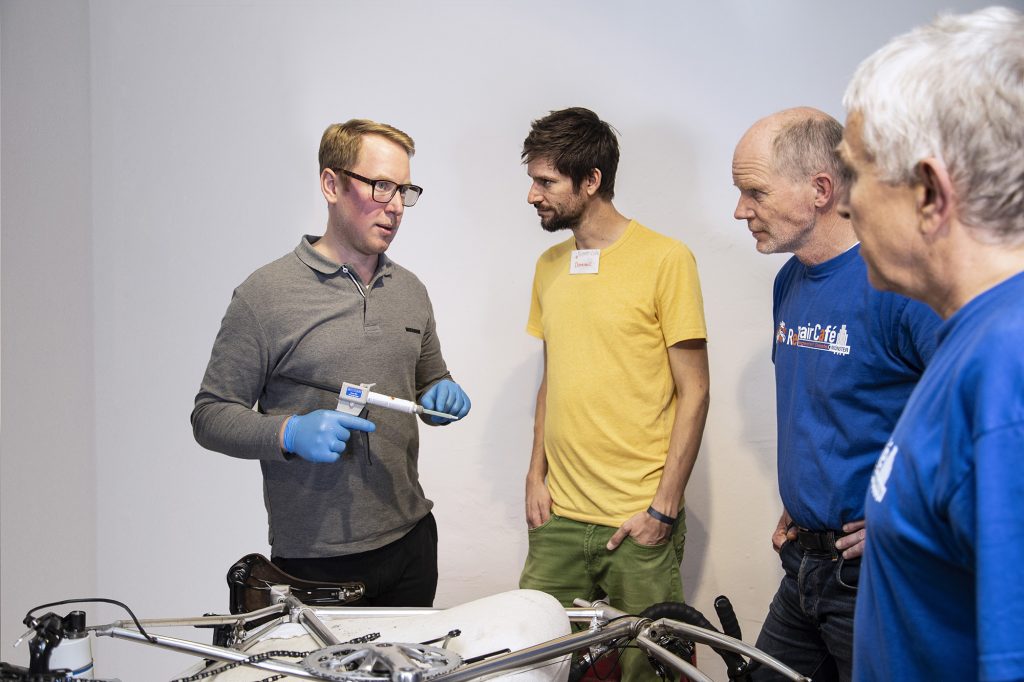 Repair Café Münster: WEICON zu Besuch